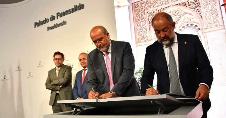 La UCLM y la Junta de Comunidades renuevan la Cátedra de Gobierno Abierto con más financiación y nuevas iniciativas