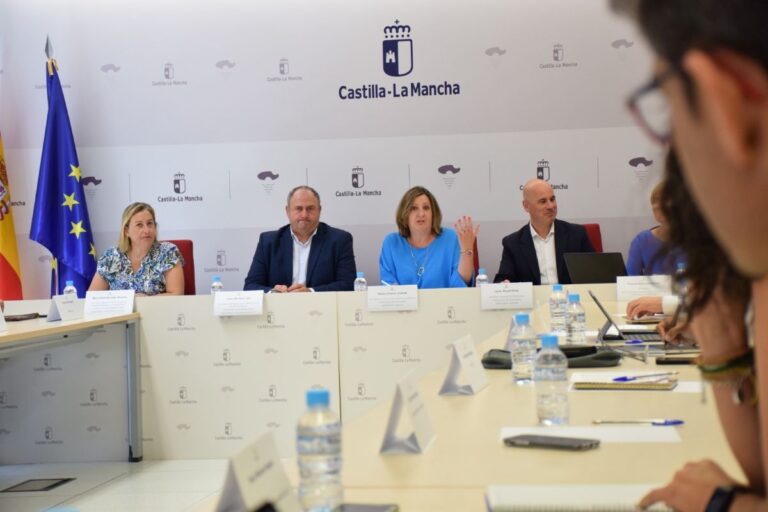 C-LM apuesta por arancel cero en productos agroalimentarios y abrirse a otros mercados para el acuerdo con Trump