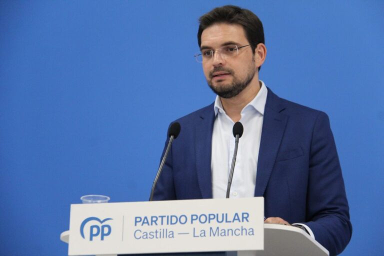 PP pide toda la documentación sobre el contrato de la Junta con una empresa vinculada al ‘caso Ábalos’
