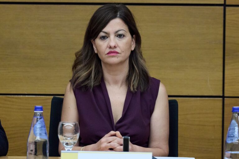 CCAA del PP plantan a Rego y fuerzan a suspender la sectorial sobre el reparto de menores migrantes