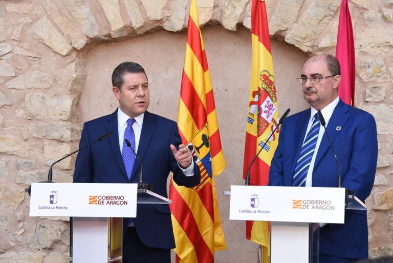 Page se despide de Lambán destacando su coherencia y su capacidad intelectual: «Se nos va un referente»