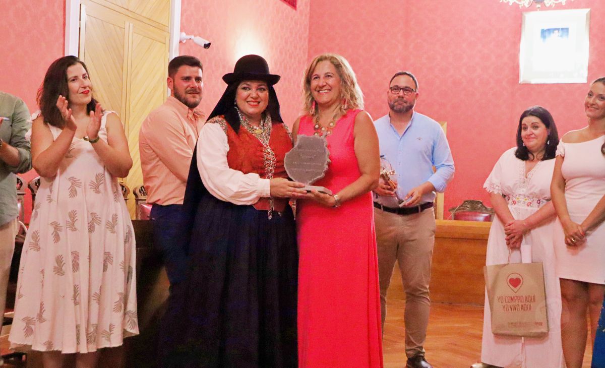 Tomelloso desafía al calor en el 44º Festival de Folklore con grupos de Castilla-La Mancha y Canarias