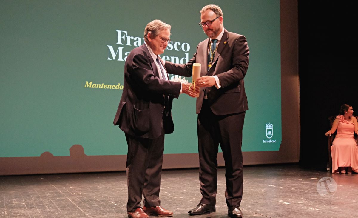 La 74ª Fiesta de las Artes y las Letras de Tomelloso rinde homenaje a Eladio Cabañero y defiende el periodismo de calidad