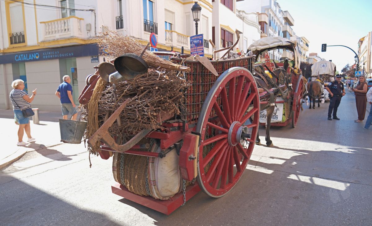 Mulas y carros, tradición viva en la Feria de Tomelloso