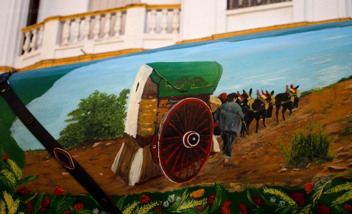 Mulas y carros, tradición viva en la Feria de Tomelloso