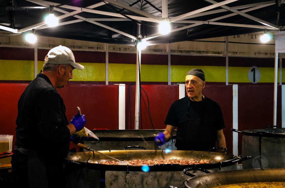 3.000 personas abarrotan la Plaza de Toros en la Fiesta del Vino de Tomelloso