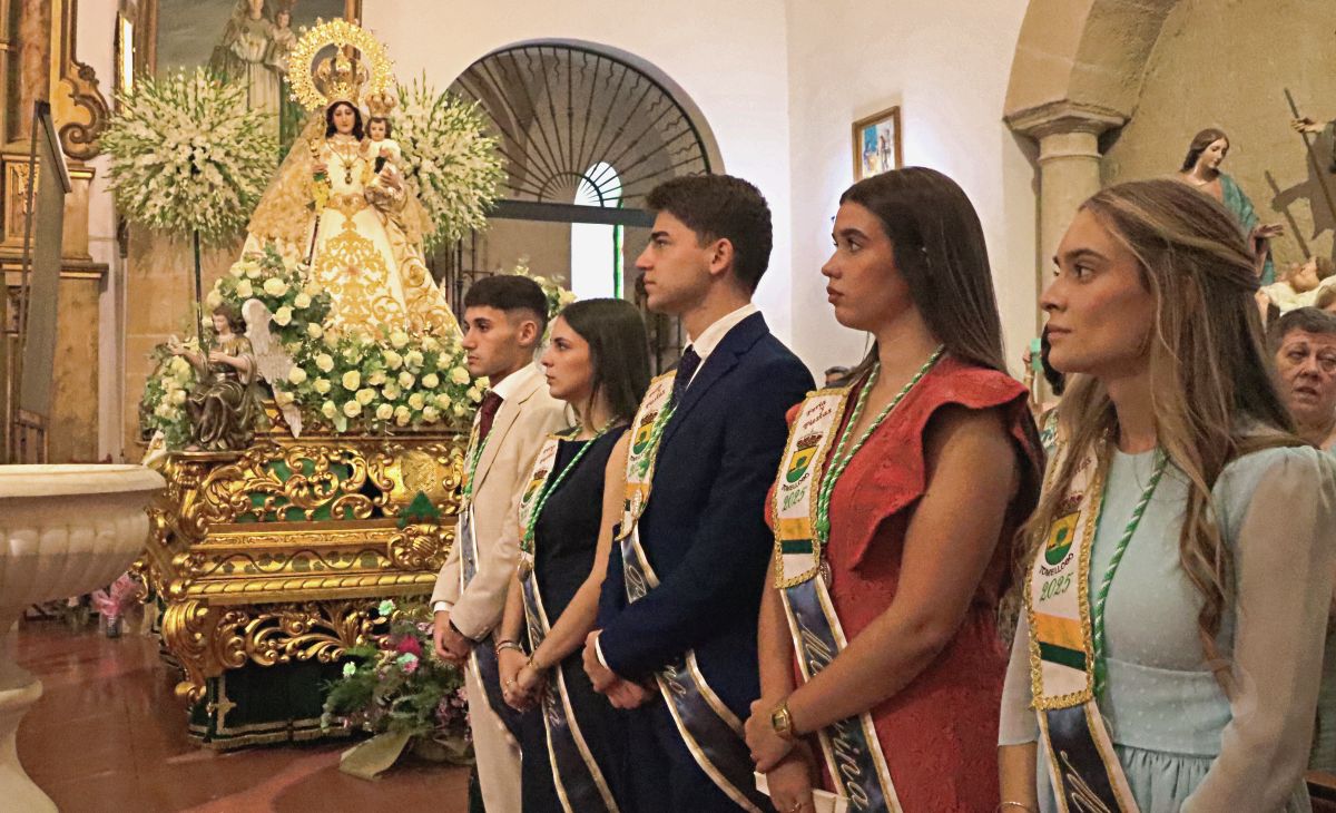 Empieza el Día Grande de Tomelloso con la solemne función religiosa en honor a la Virgen de las Viñas