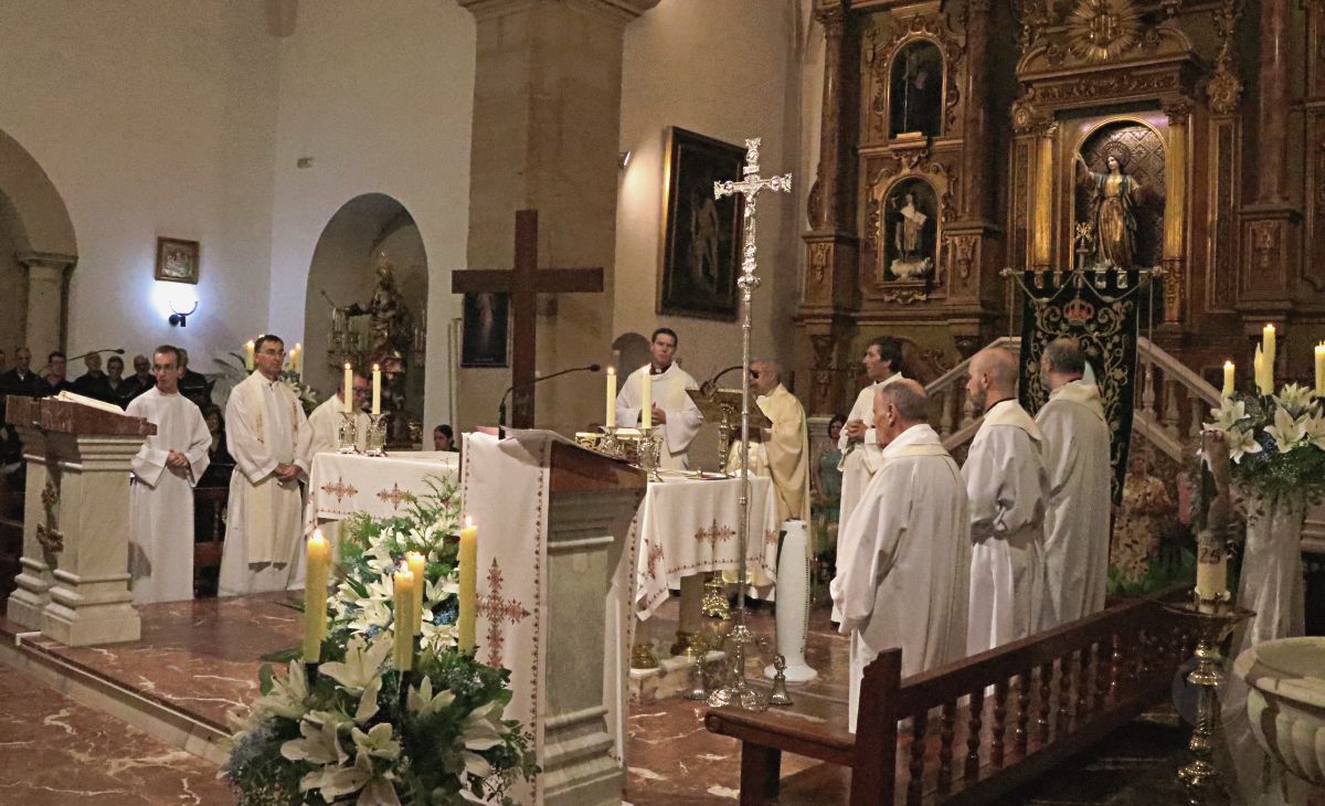 Empieza el Día Grande de Tomelloso con la solemne función religiosa en honor a la Virgen de las Viñas