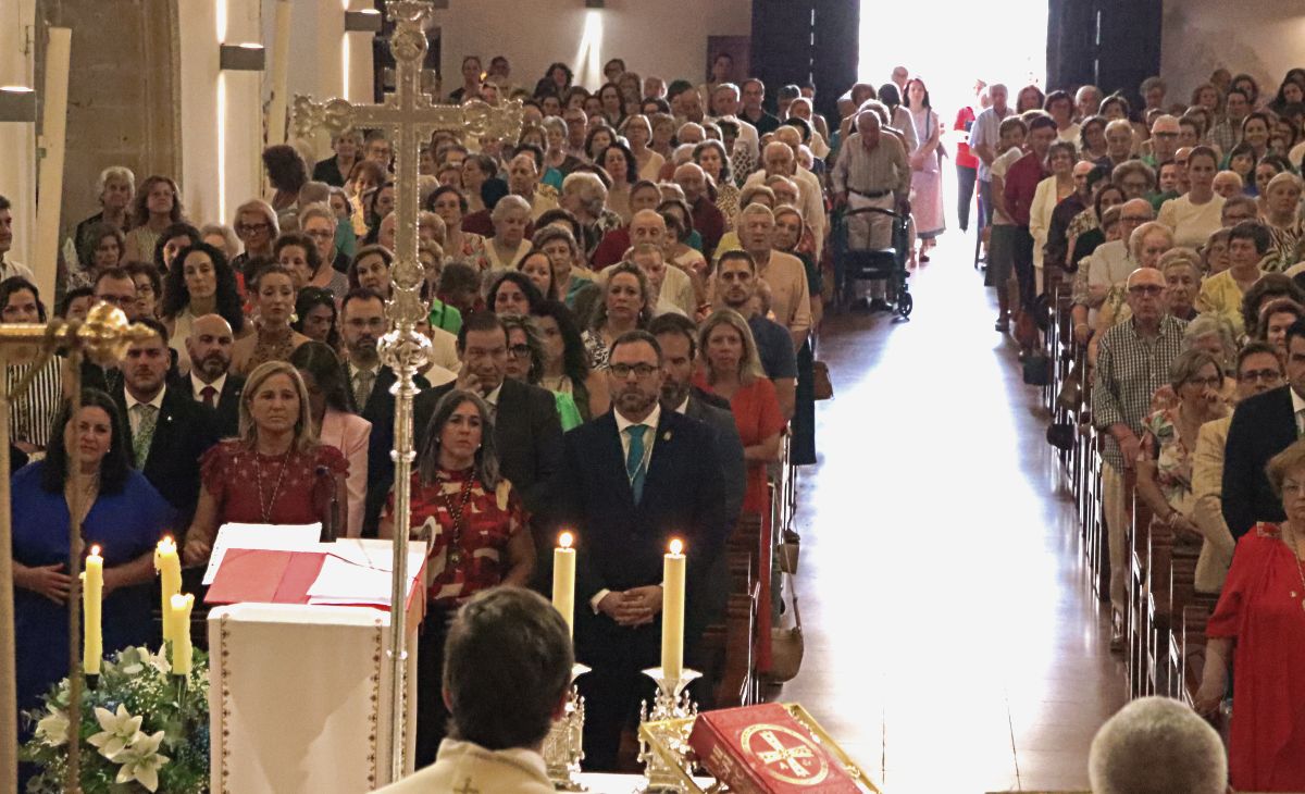 Empieza el Día Grande de Tomelloso con la solemne función religiosa en honor a la Virgen de las Viñas