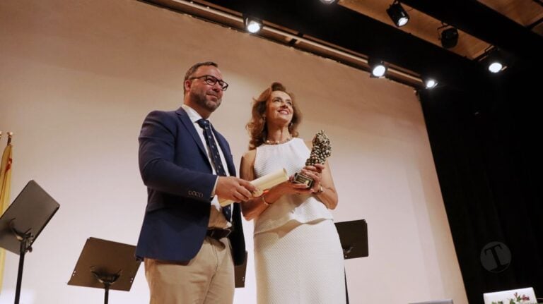 Belén López Montero, homenajeada como Tomellosera Ausente 2025