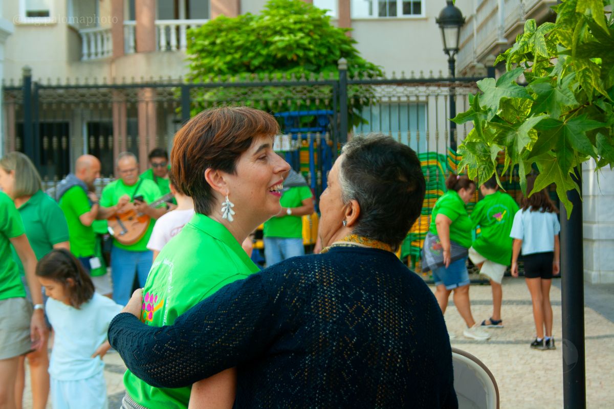 El Mercadillo Tradicional, visto a través de los detalles y el objetivo de la cámara