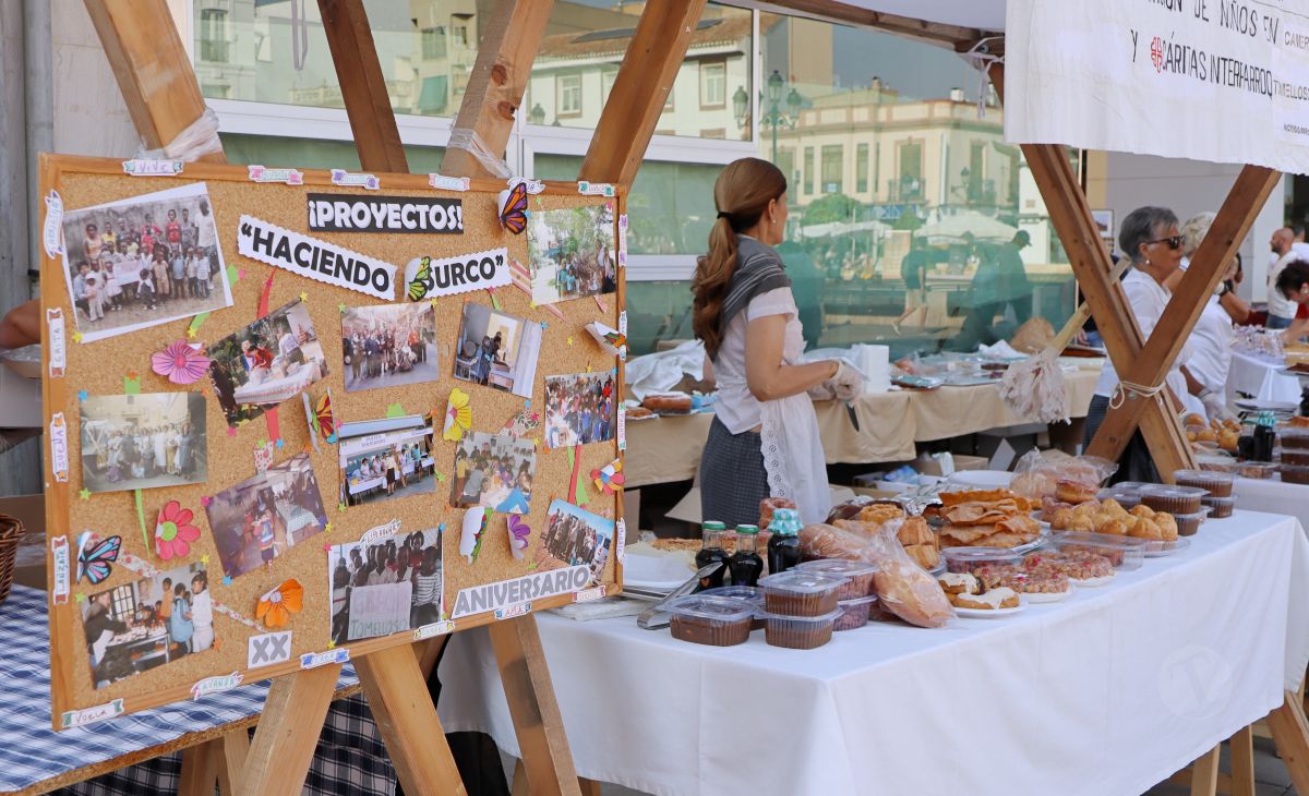 El Mercadillo Tradicional celebra su XIX edición con más de 60 puestos en la Feria de Tomelloso