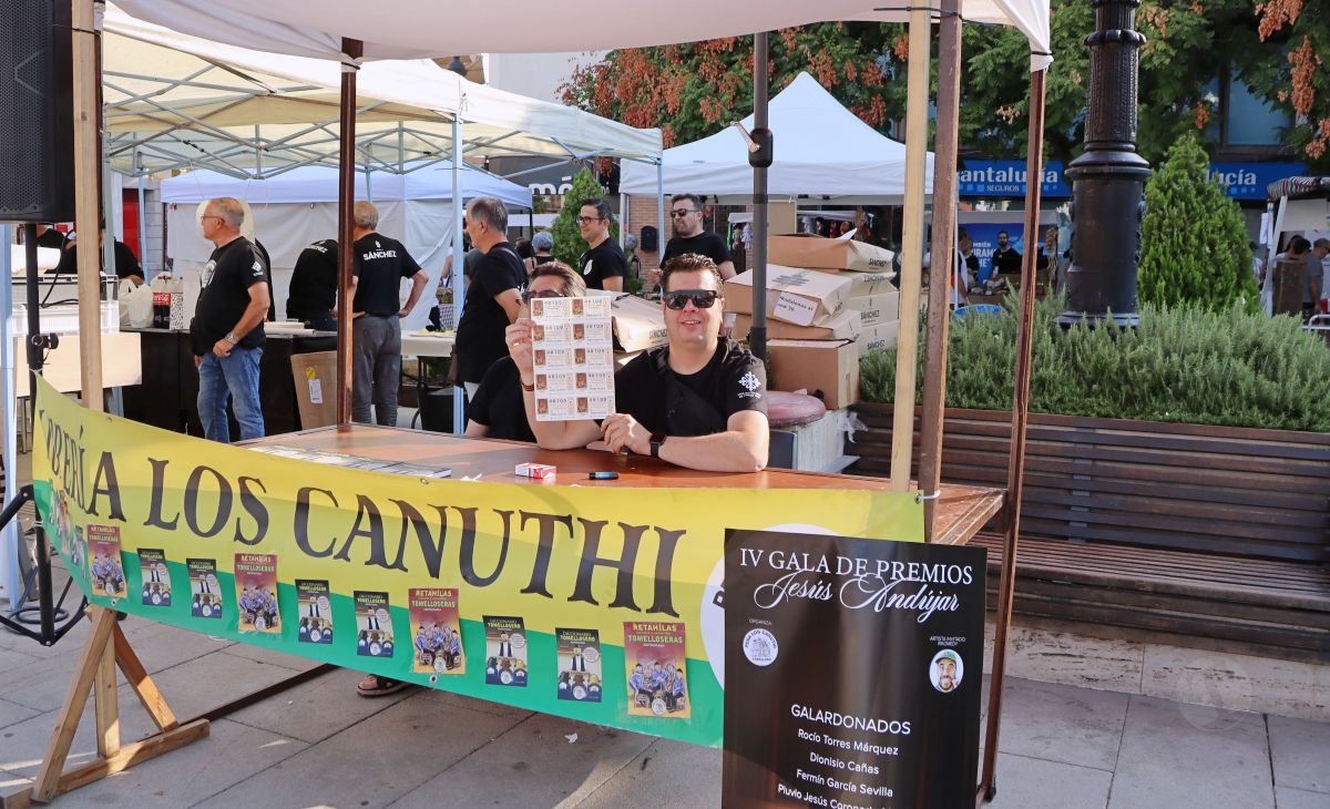 El Mercadillo Tradicional celebra su XIX edición con más de 60 puestos en la Feria de Tomelloso