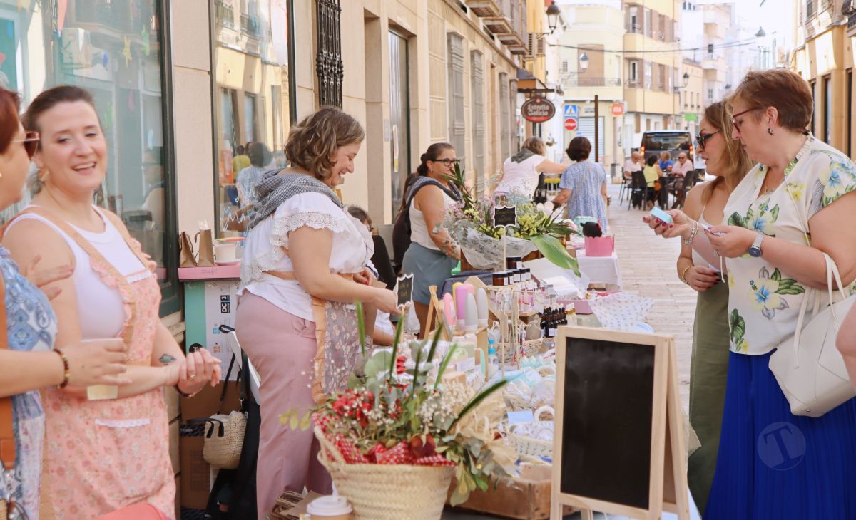 El Mercadillo Tradicional celebra su XIX edición con más de 60 puestos en la Feria de Tomelloso