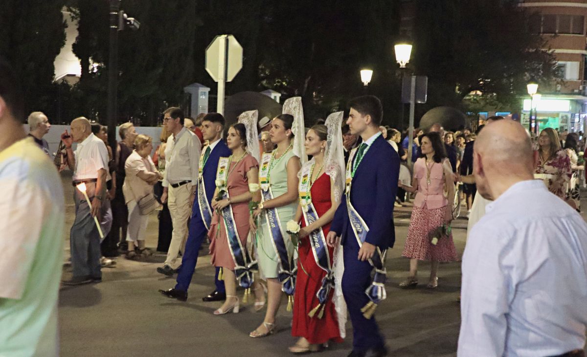 Tomelloso acompaña en procesión a la Virgen de las Viñas por sus calles
