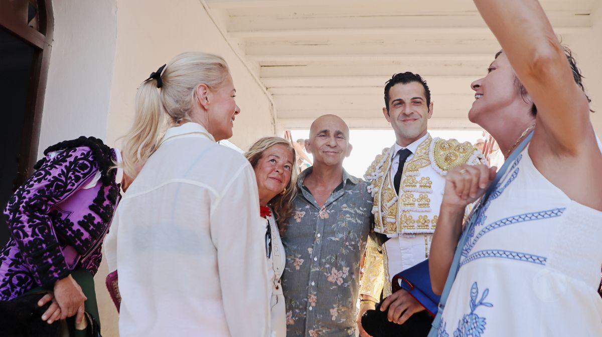 Antonio Linares, gran triunfador de la corrida de Tomelloso con cuatro orejas