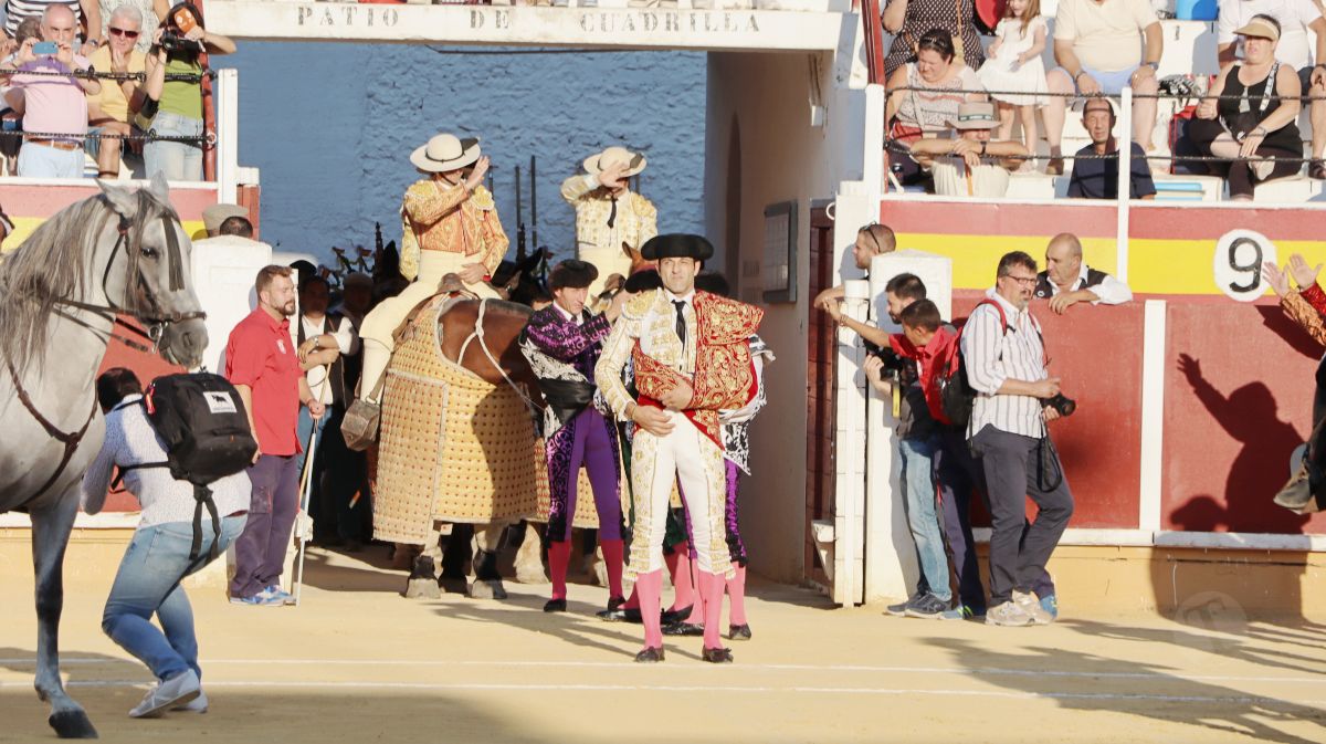 Antonio Linares, gran triunfador de la corrida de Tomelloso con cuatro orejas