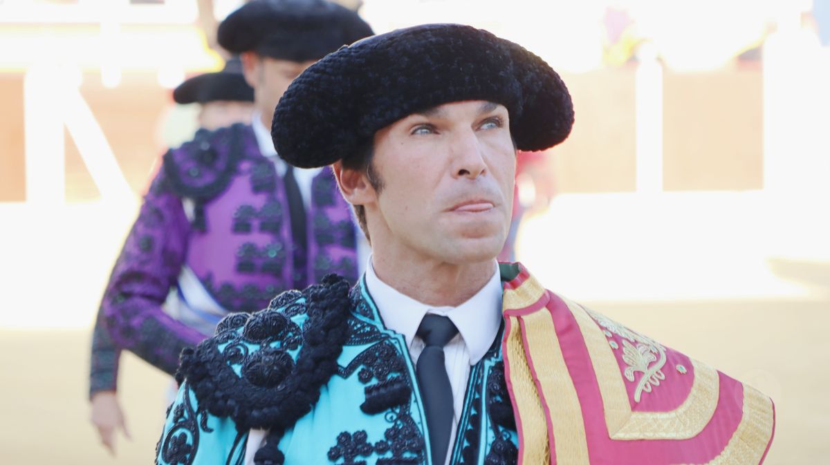 Antonio Linares, gran triunfador de la corrida de Tomelloso con cuatro orejas