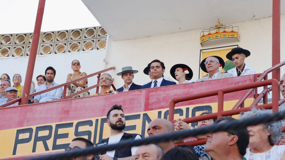 Antonio Linares, gran triunfador de la corrida de Tomelloso con cuatro orejas