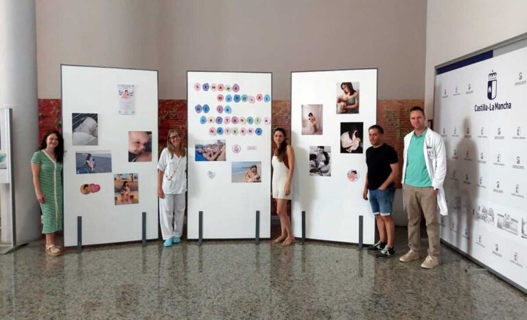 El Hospital de Tomelloso acoge una exposición sobre lactancia materna