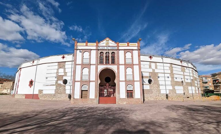 El Cid y Tomás Rufo sustituyen a Cayetano y Morante en la Feria de Ciudad Real