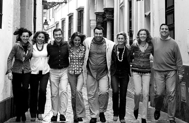 La ciudarrealeña Carmen Macareno y el grupo sevillano ‘Siempre así’ llegan a Villamayor de Calatrava