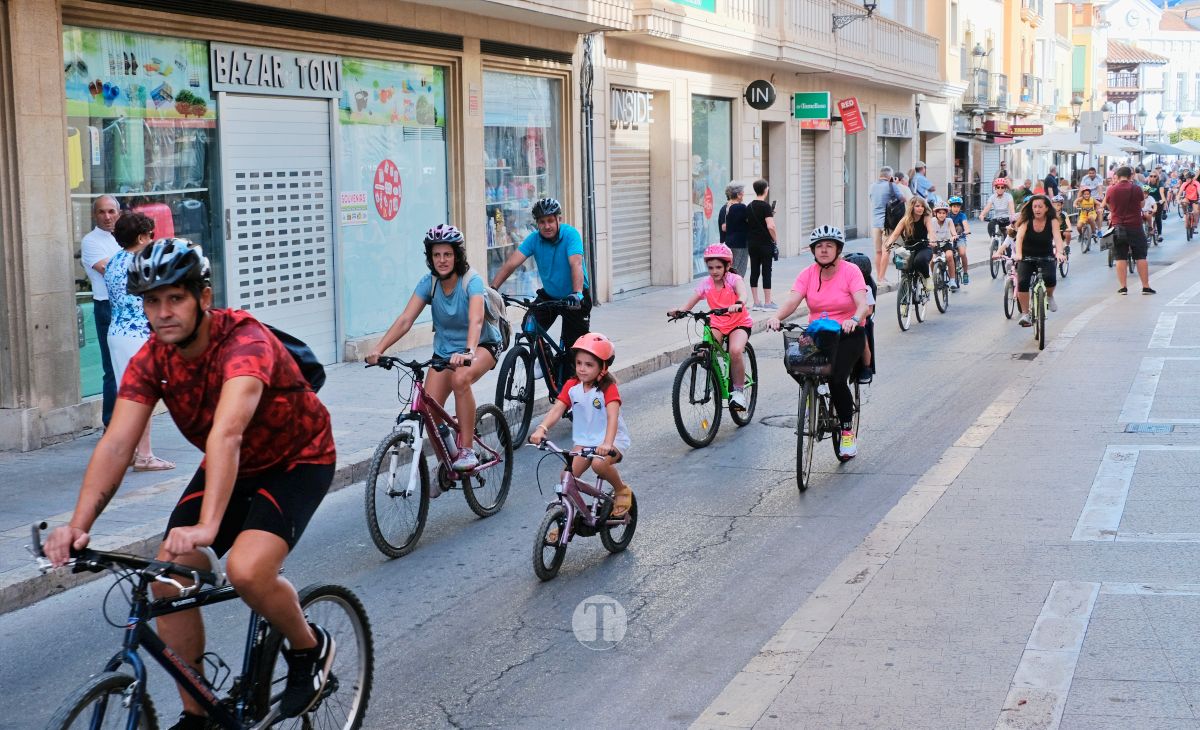 Tomelloso vive una gran fiesta familiar sobre ruedas en el Día de la Bici