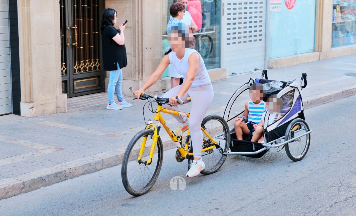 Tomelloso vive una gran fiesta familiar sobre ruedas en el Día de la Bici