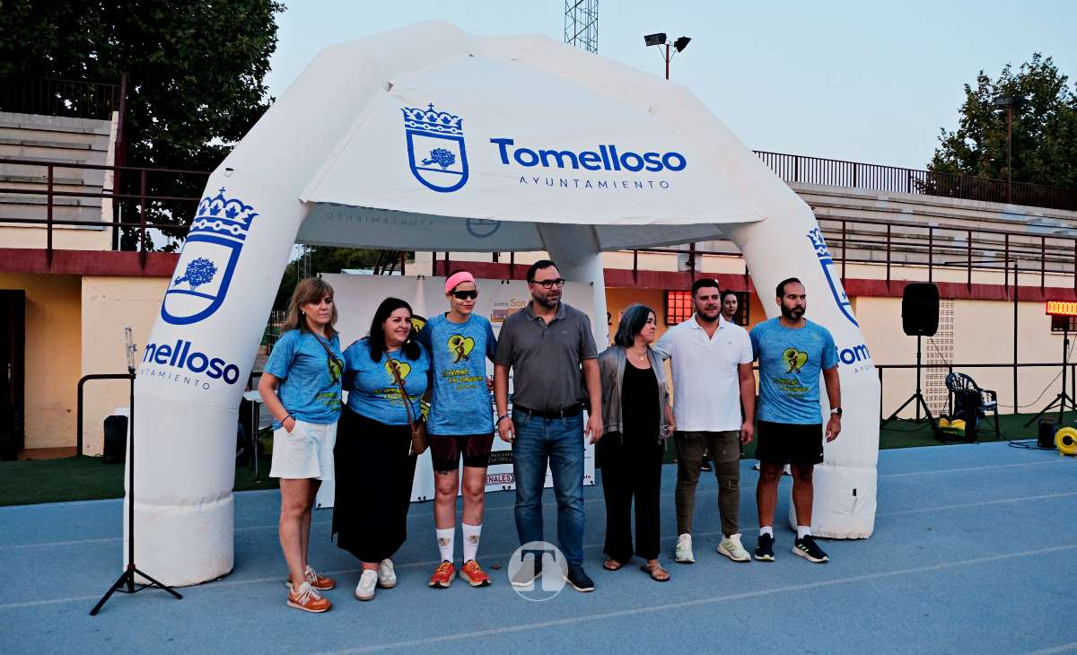 Arranca el reto de María Parra: 12 horas corriendo por la memoria y contra el Alzheimer