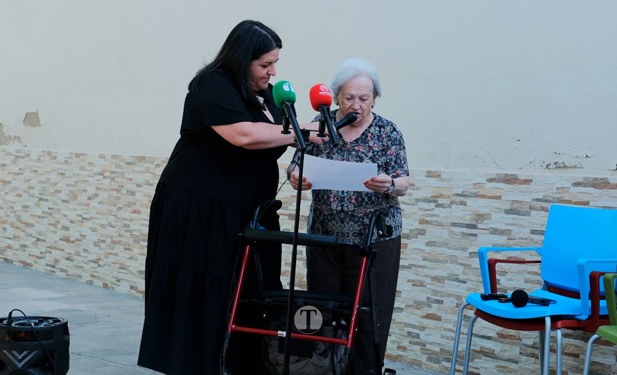 AFAL conmemora el Día Mundial del Alzheimer con una emotiva lectura en el Centro de Día San Rafael