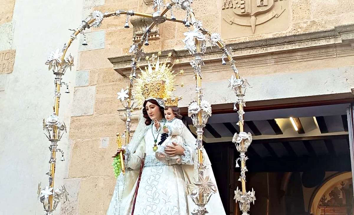 La Virgen de las Viñas regresa a Pinilla tras la Feria de Tomelloso