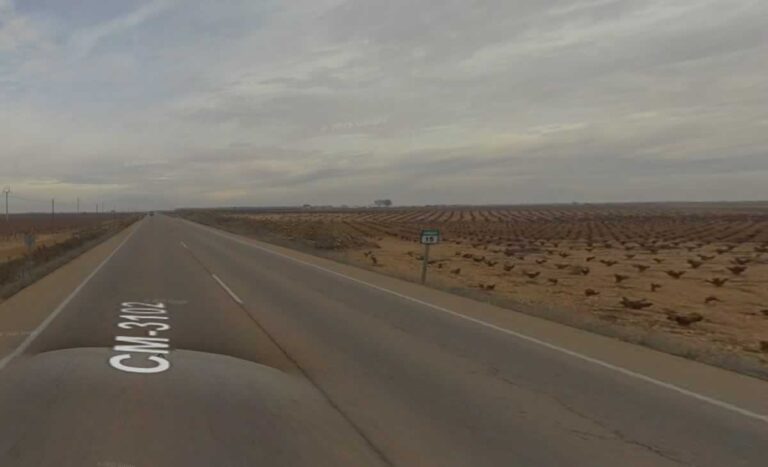 Cuatro heridos en una colisión entre un turismo y un tractor en la CM-3102, en Socuéllamos