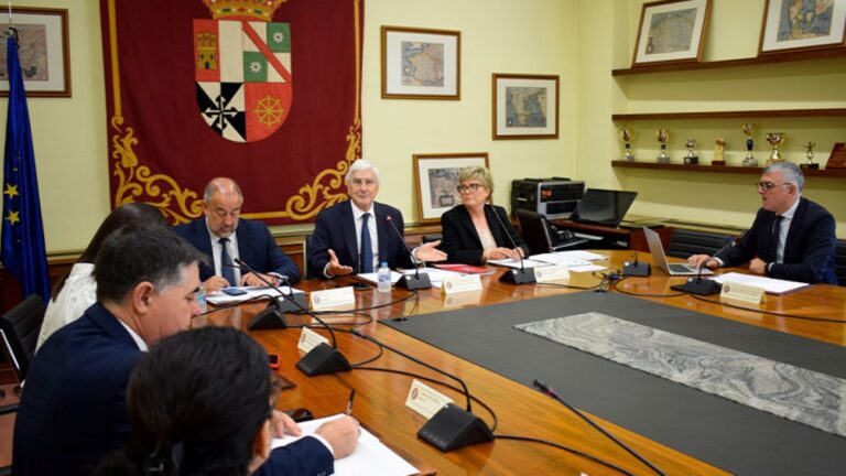 Matilde Yebra toma posesión de su cargo como secretaria del Consejo Social de la UCLM