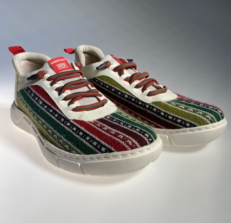 Las «gambiteras», las zapatillas con ADN manchego que lucen tradición y comodidad