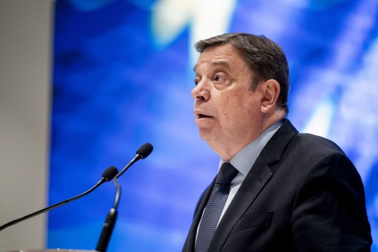 Planas rechaza el plan de Bruselas de recortar la PAC un 20 %