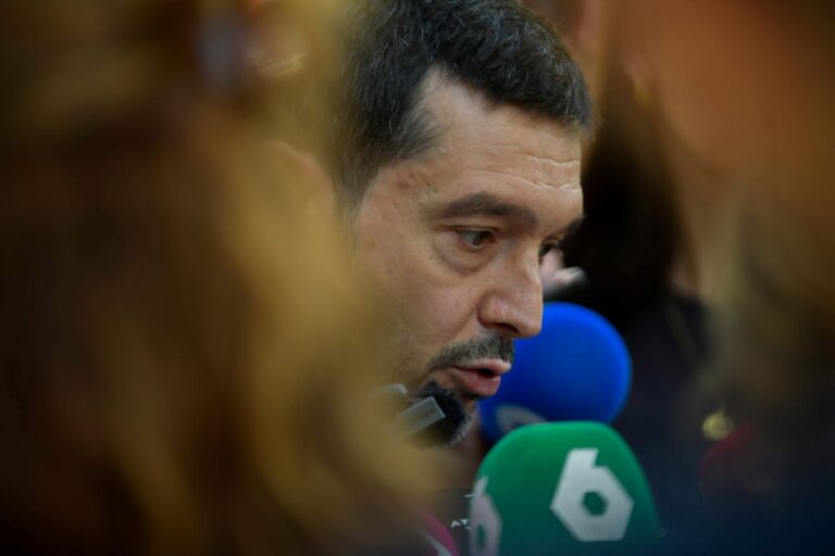 El Gobierno restringirá la publicidad de alimentos insanos a menores de edad