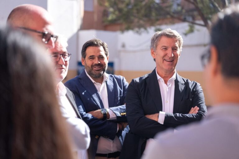 Feijóo cree que Page «se aparta de la coherencia» al defender la quita de la deuda: «Perjudica a los ciudadanos de C-LM»