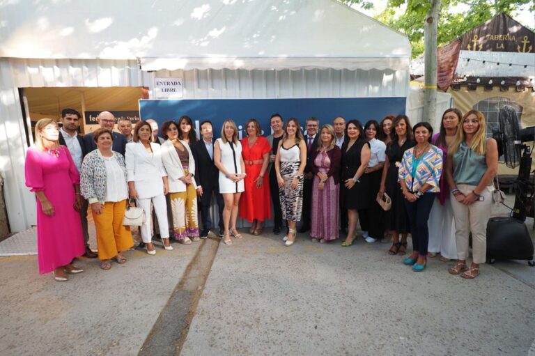 C-LM ofrecerá ayudas para impulsar a las mujeres en la dirección de empresas
