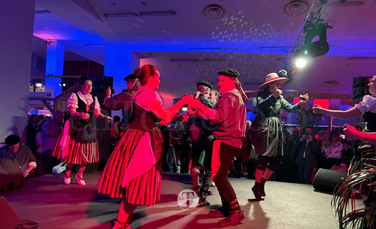 El folclore de Tomelloso llega a Bruselas de la mano del grupo ‘Virgen de las Viñas’