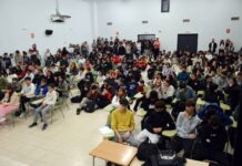 El IES Eladio Cabañero de Tomelloso rinde homenaje a Sandra Peña y se une contra el acoso escolar