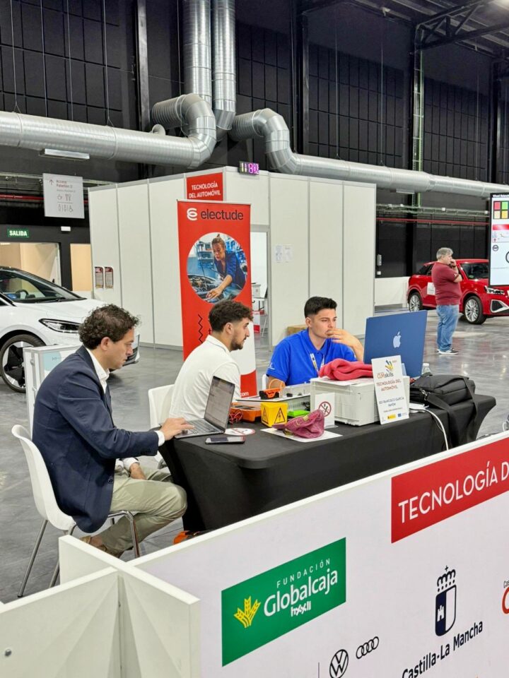 Cuatro medallas para el IES Francisco García Pavón en el CLM Skills 2025