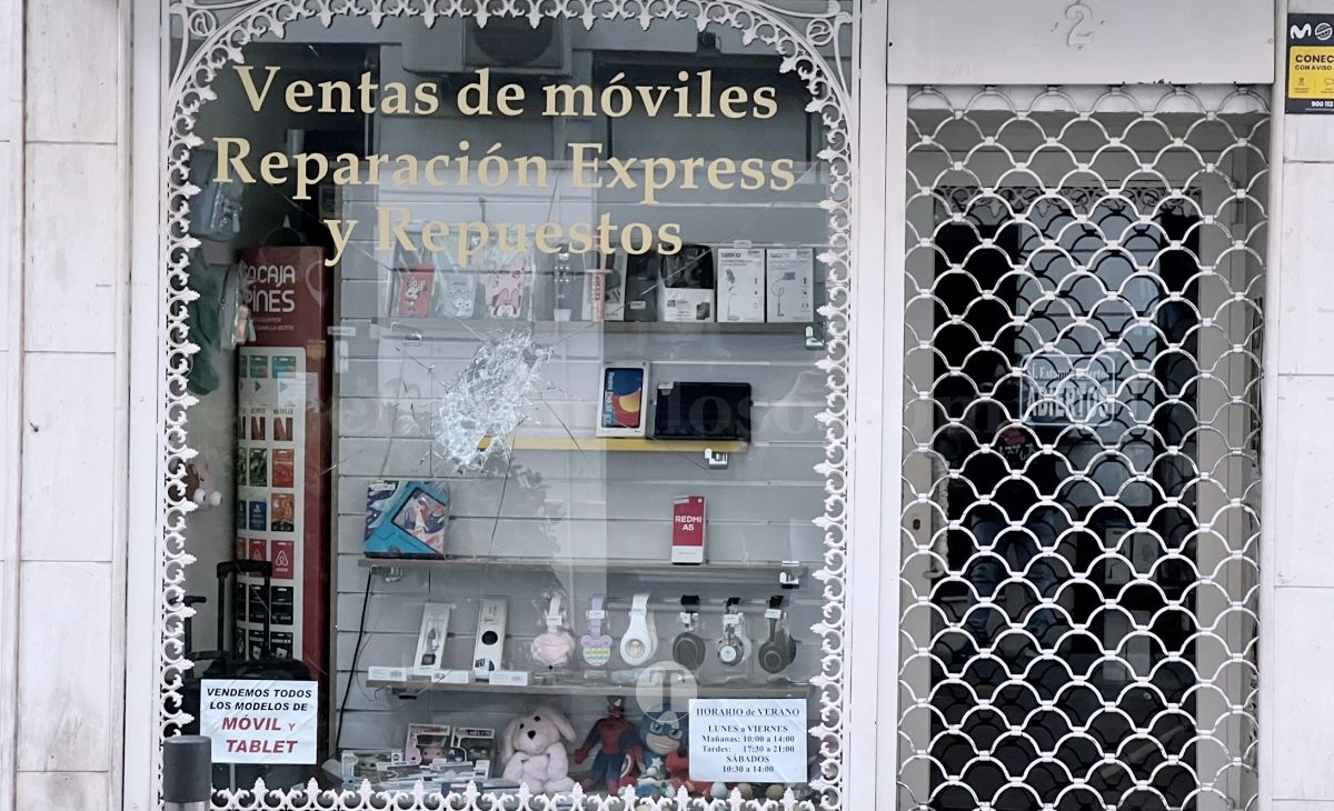 Intento de robo en la calle Belén de Tomelloso con dos comercios afectados