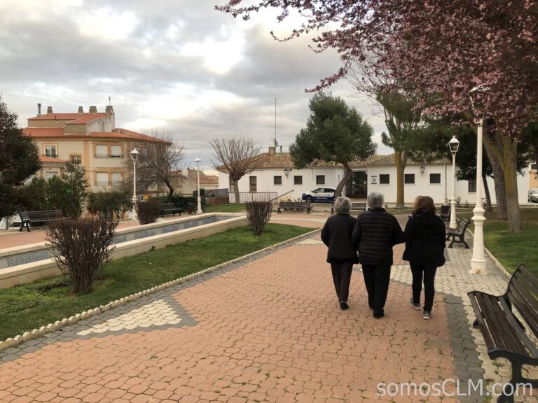 Afammer avisa de que 6 de cada 10 mujeres rurales en España carecen de formación digital