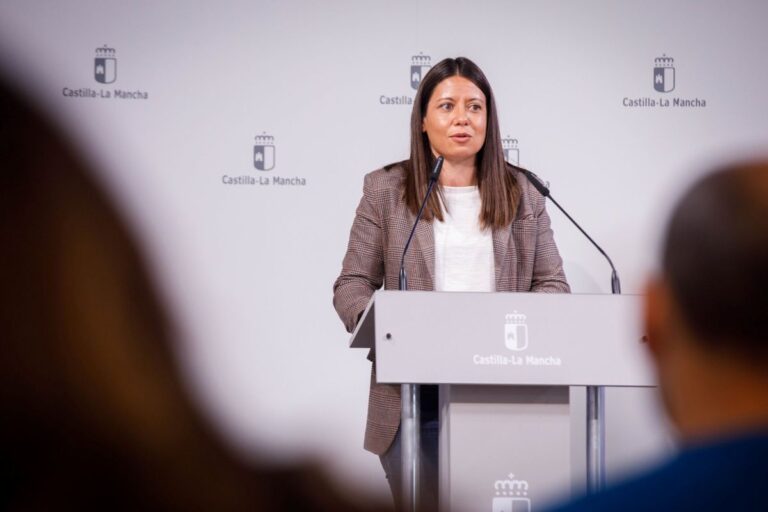 Visto bueno al convenio del nivel acordado de dependencia entre C-LM y el Gobierno