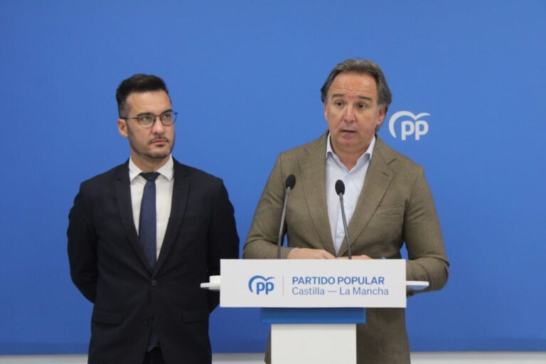 PP presenta casi 300 firmas de alcaldes de C-LM pidiendo derogar el canon del agua