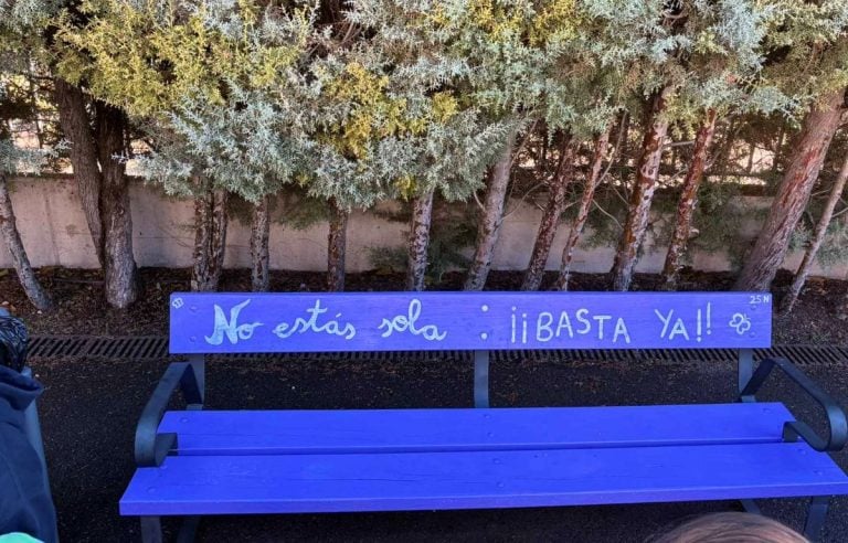 Peligros en redes sociales, negacionismo y recursos públicos, en los actos de C-LM contra la violencia hacia la mujer