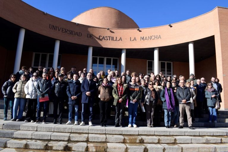 La UCLM reafirma su compromiso con la igualdad y contra la violencia de género