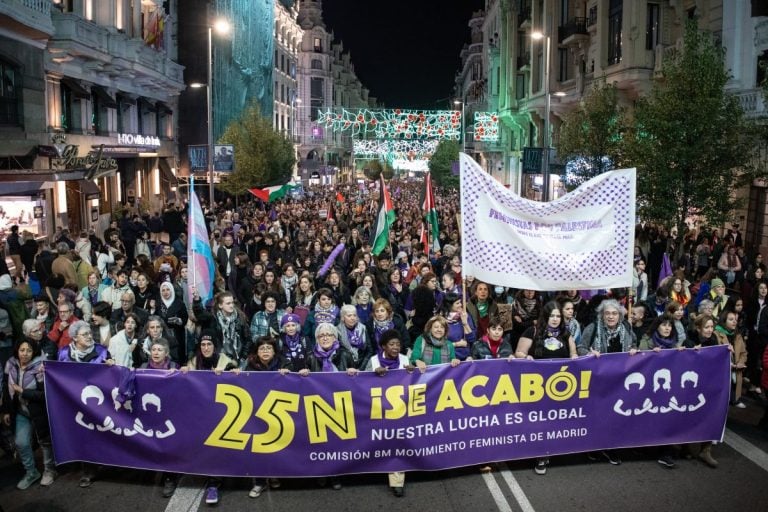 Más de 40 marchas en España teñirán este 25N de morado las calles en rechazo a la violencia de género