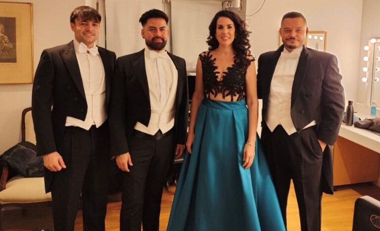 La soprano Alicia Hervás deslumbra en el Teatro Real durante la Gala 40º Aniversario de Isdefe