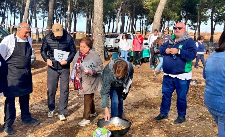 Gran jornada de hermandad y tradición en Pinilla durante el Día de Acción de Gracias 2025
